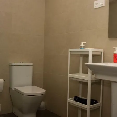 Gyc Viviendas Gold Apartman *