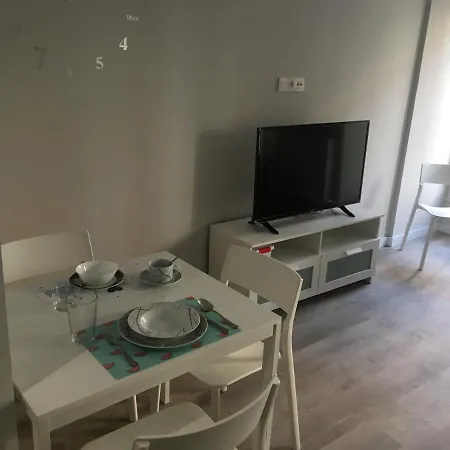 Gyc Viviendas Gold Apartman